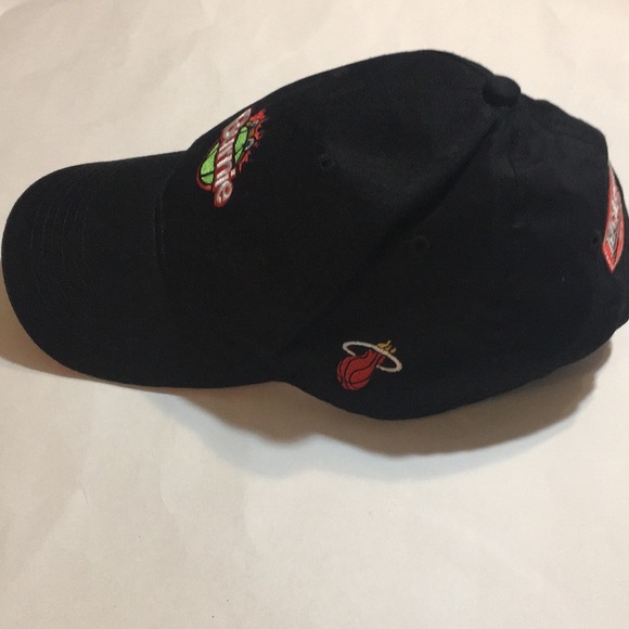 Miami Heat Burnie mascot hat made exclusively for the Miami Heat - Picture 2 of 4